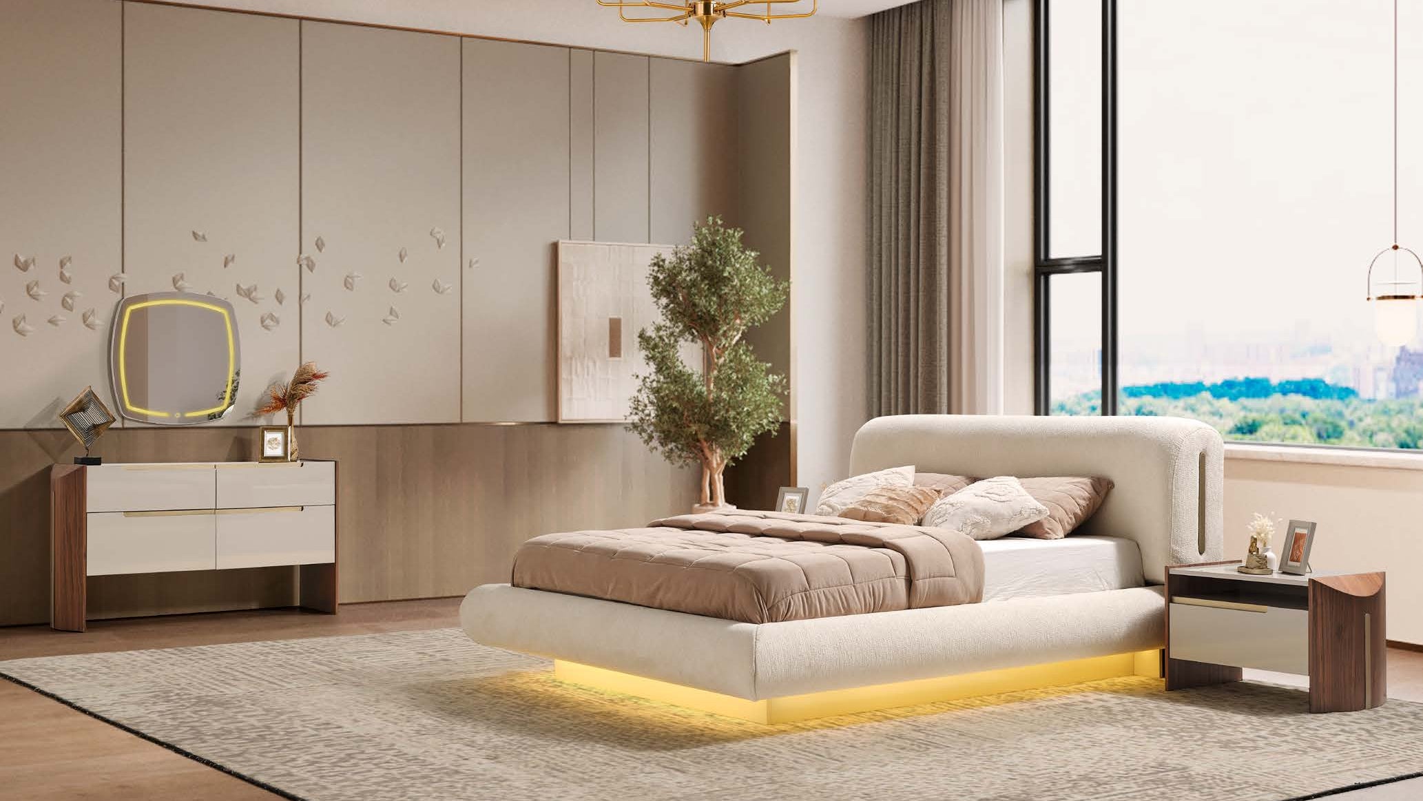 Photo of the bedroom Gloria with mirror