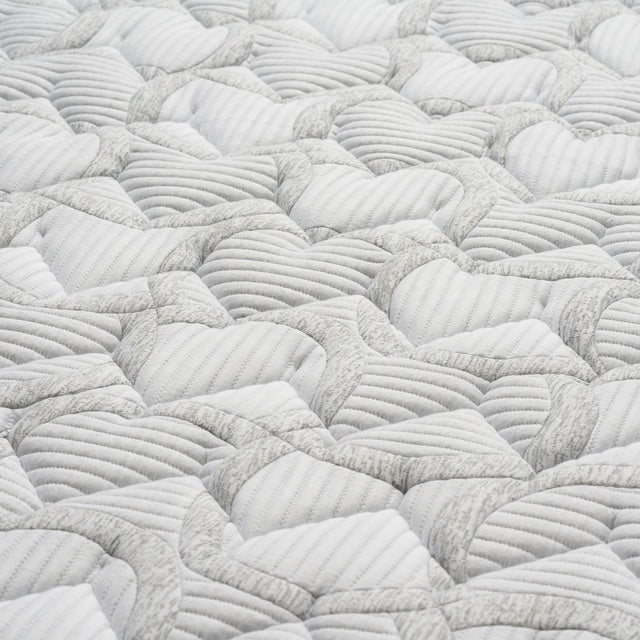 King Koil Luxury Heaven Firm – твърд луксозен матрак - изглед върху повърхността отблизо