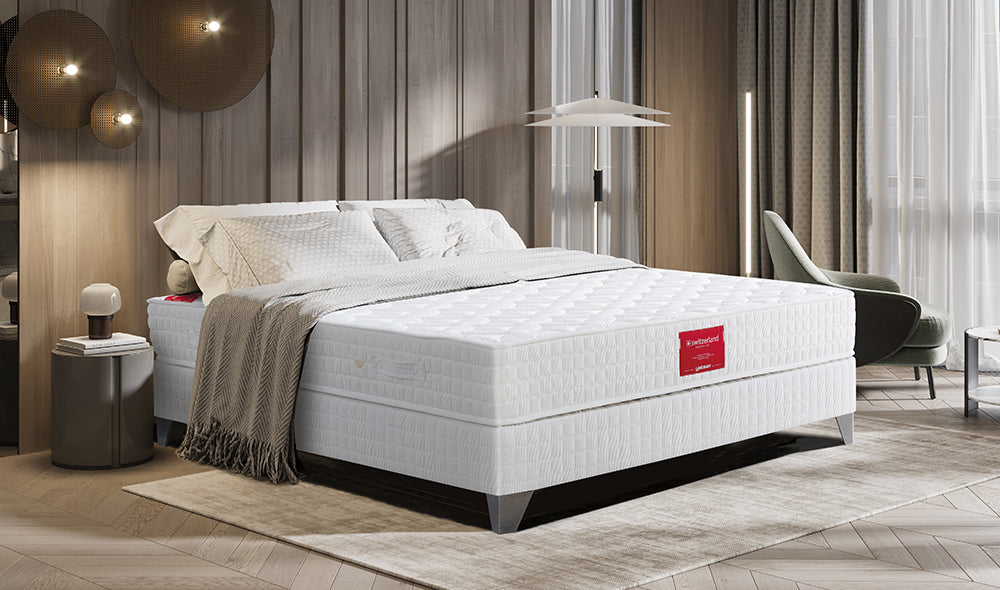 Матрак Switzerland Essential снимана в стая