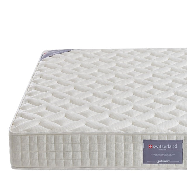 Yatsan Switzerland Premium – ортопедичен матрак с Pocket пружини - изглед върху бял фон отблизо