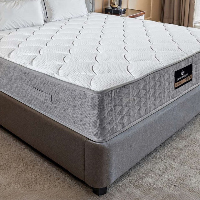 Serta Hilton Suite Dreams – хотелски матрак – изглед в уютна хотелска стая отблизо